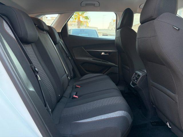 PEUGEOT 3008 1.6BlueHDi 120 EAT6 Business
