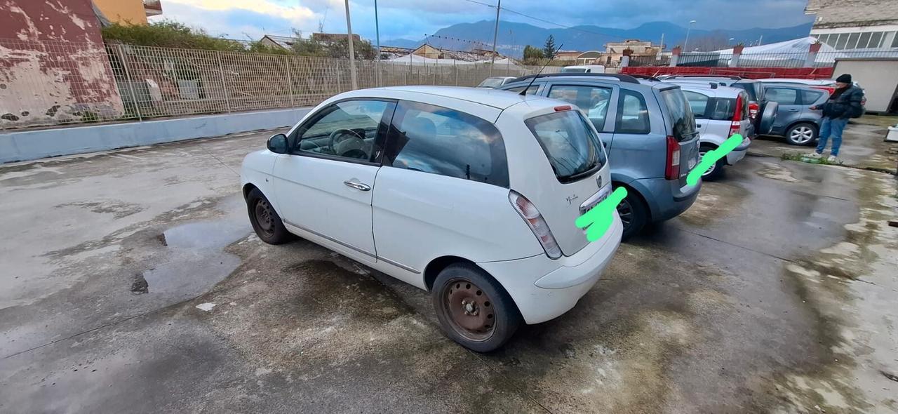 2010 Lancia Ypsilon 1.3 MJT 75 CV Platino