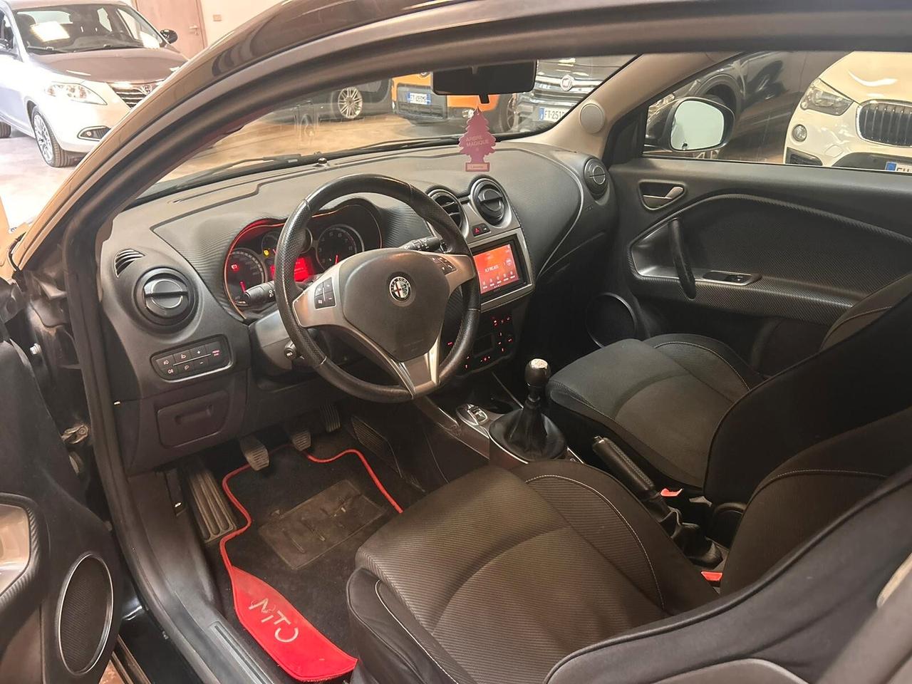 Alfa Romeo MiTo 1.4 78 CV Distinctive Sport Pack