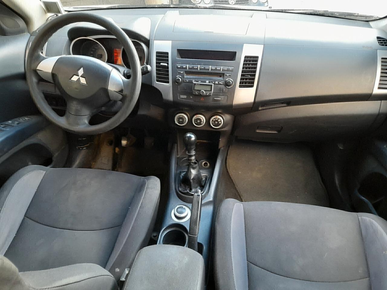 Mitsubishi Outlander 2.0 4X4