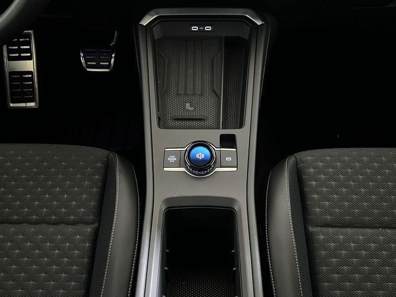 Volkswagen T-Roc T-Roc 1.5 eTSI ACT 150 CV DSG R-Line
