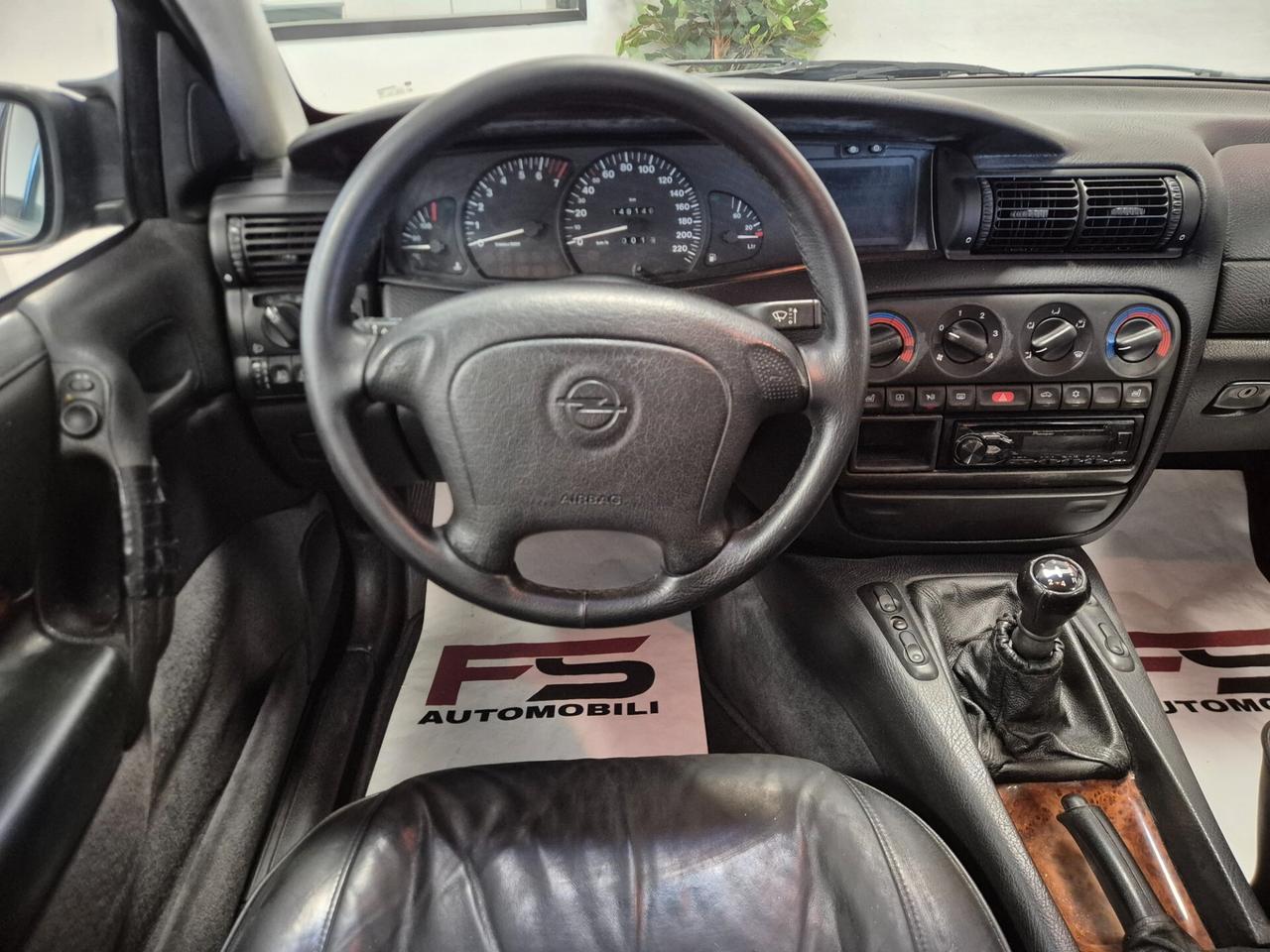 Opel Omega 2.0i cat GPL, Vettura ASI +CRS