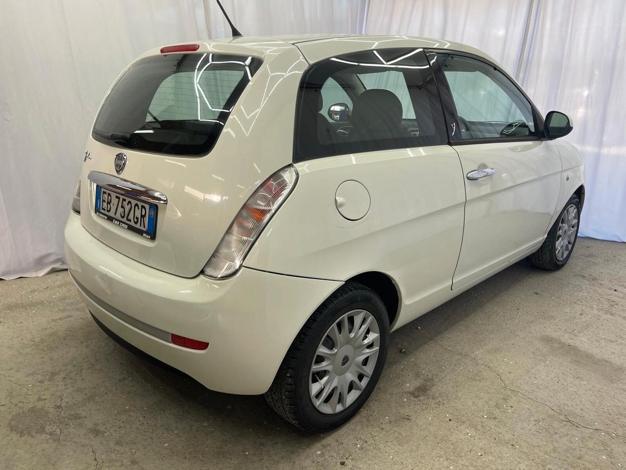 Lancia Ypsilon 1.4 Oro Ecochic GPL finanziabile senza busta paga