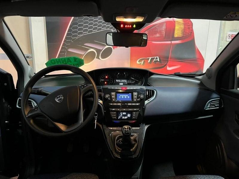 Lancia Ypsilon Ypsilon 1.0 FireFly 5 porte S&S Hybrid Silver Plus