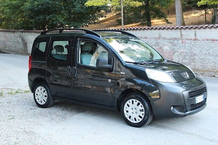 Peugeot Bipper Tepee 1.4 HDi 70CV Outdoor 2-Tronic CAMBIO AUTOMATICO TAGLIANDI IN CONCESSIONARIA CLI