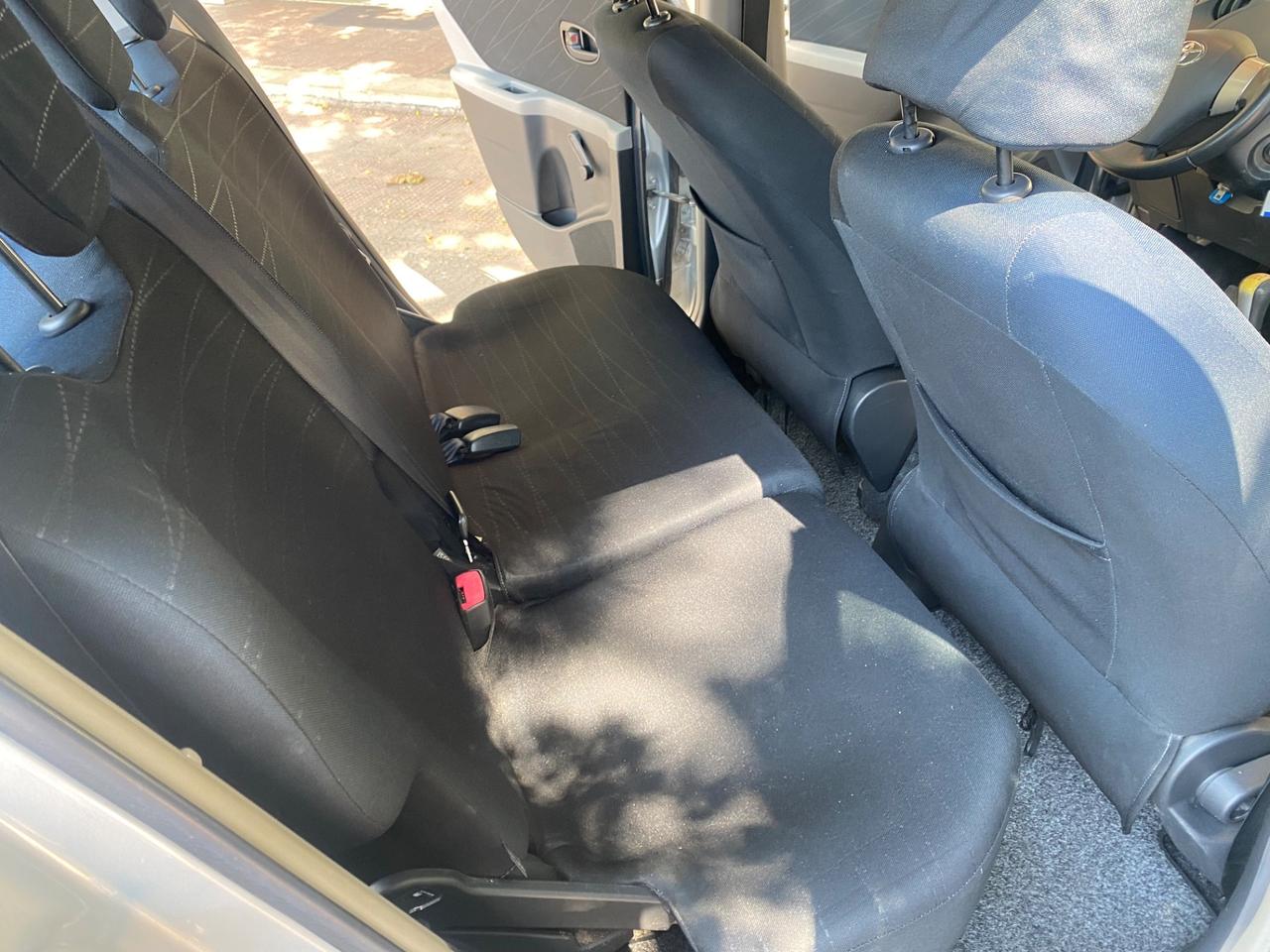 Toyota Yaris 1.0 5 porte