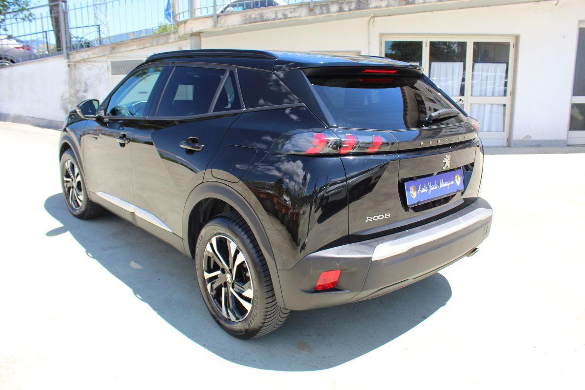 PEUGEOT - 2008 - BlueHDi 130 S&S EAT8 GT Pack