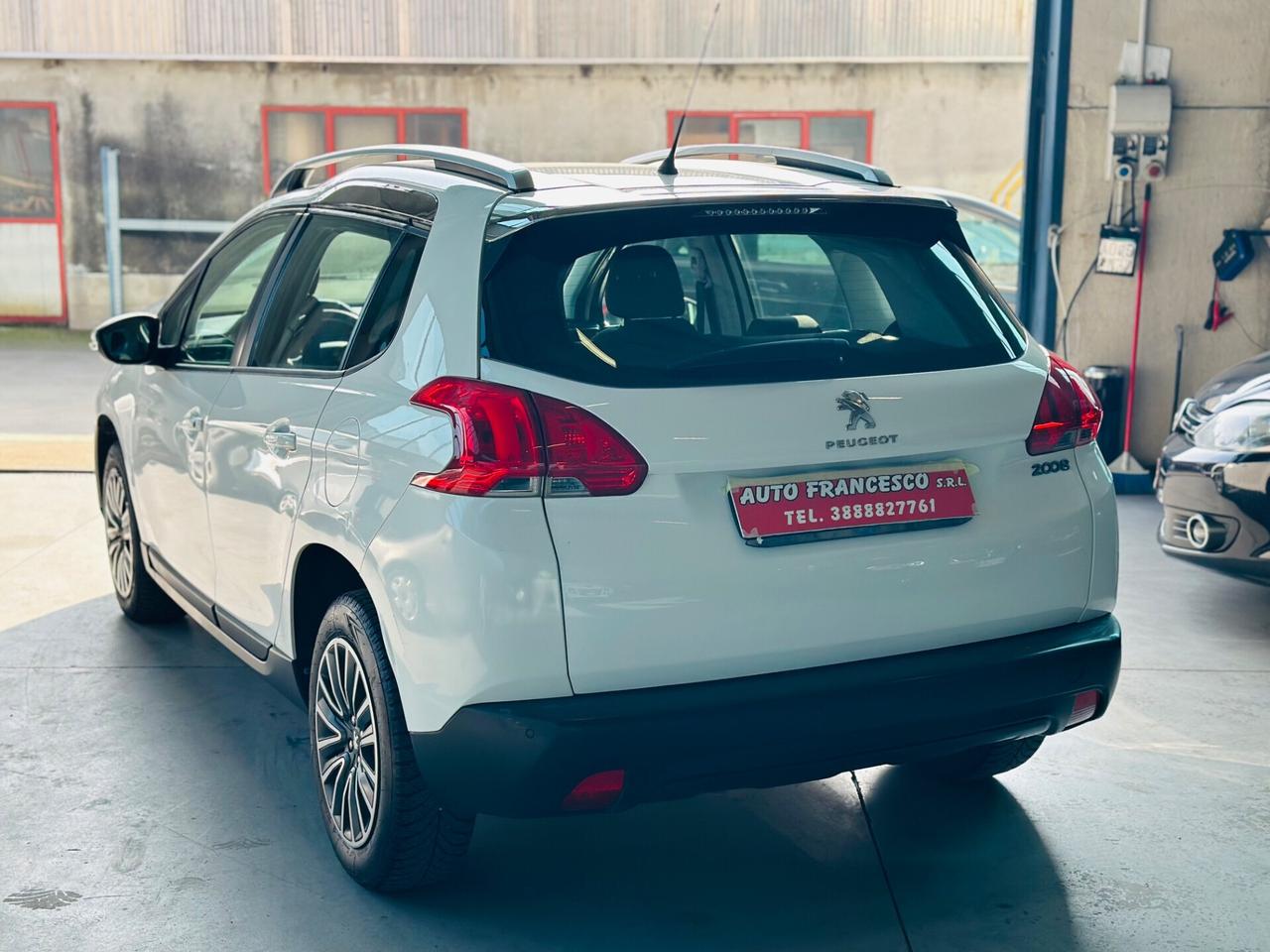 Peugeot 2008 PureTech 82 Allure