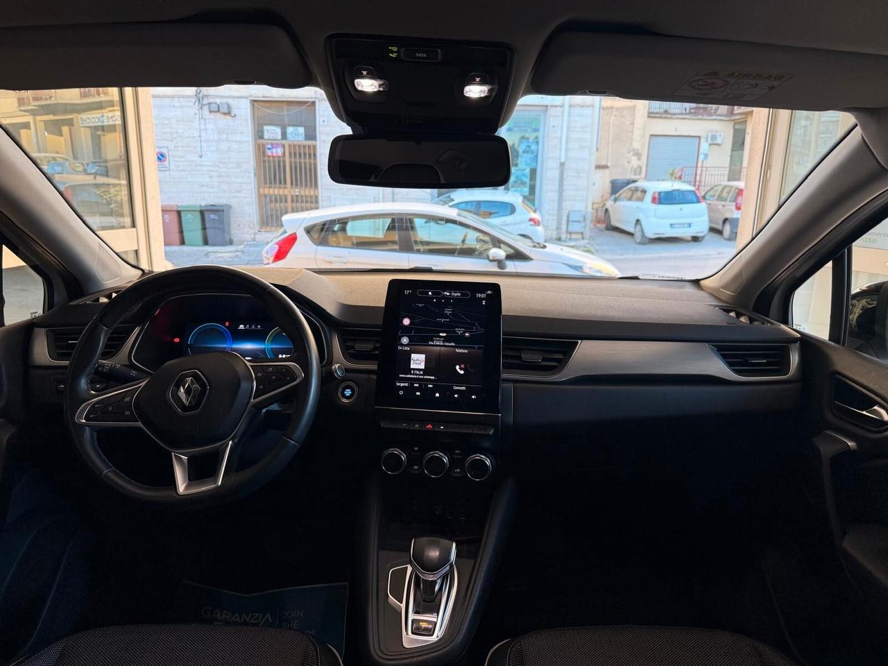 Renault Captur Plug-in Hybrid E-Tech 160 CV Initiale Paris