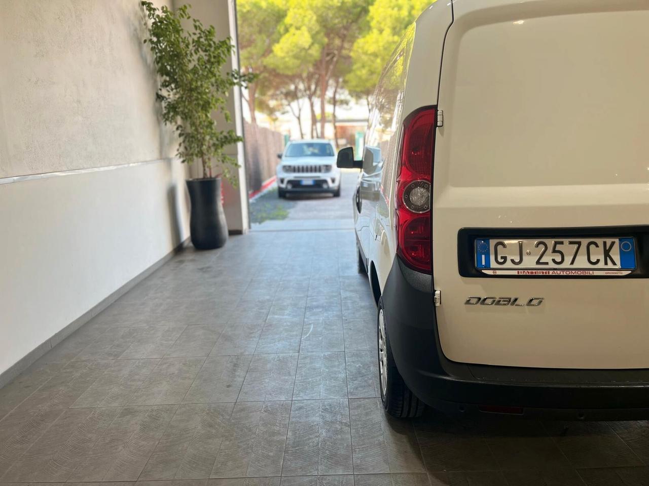 Fiat Doblo DOBLò 1.6 MJT 105 CV 3 POSTI LOUNGE 2022 *UNICOPRO* *52MILAKM*