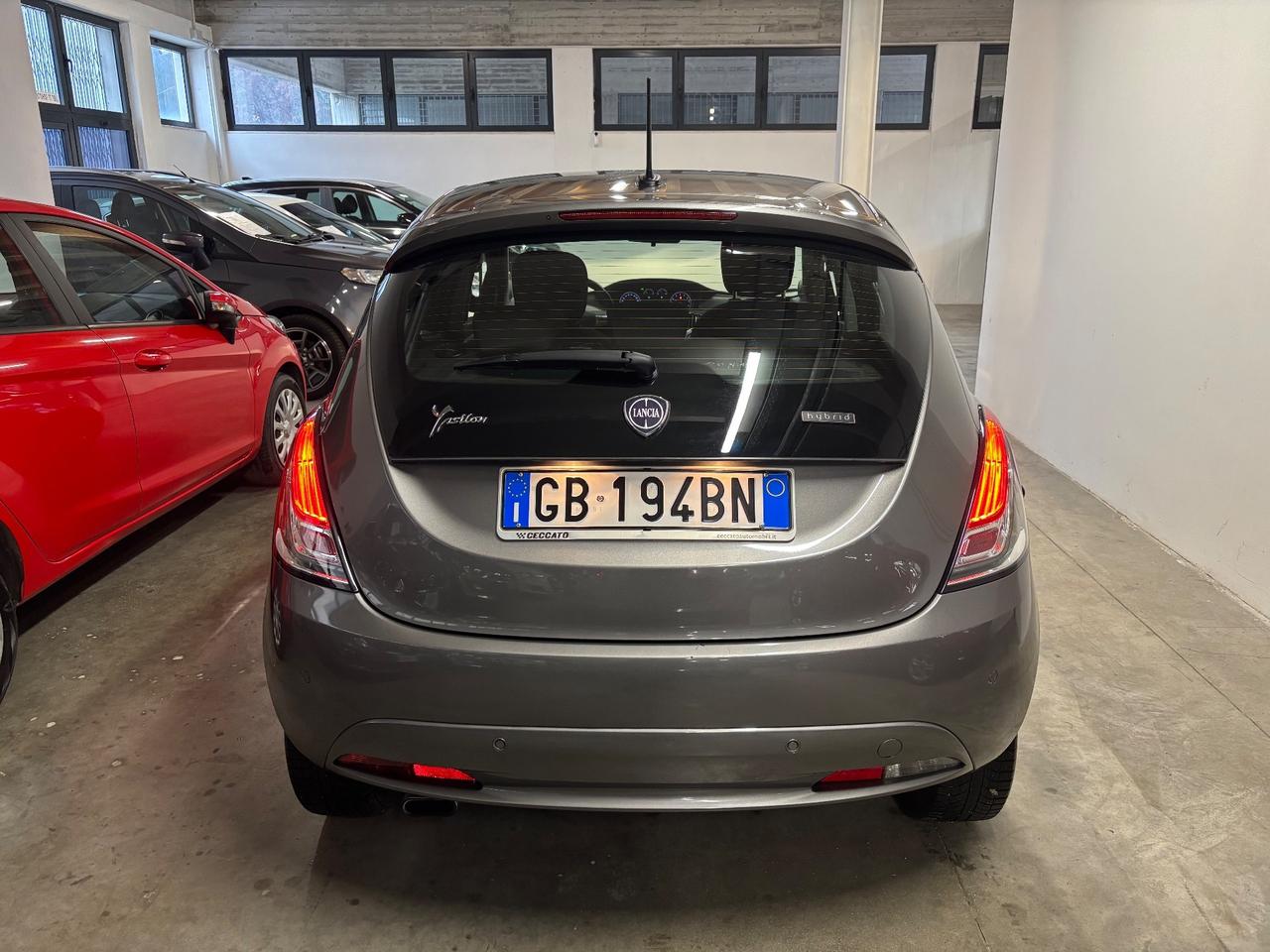 Lancia Ypsilon 1.0 | HYBRID GOLD | OK NEOPATENTATI
