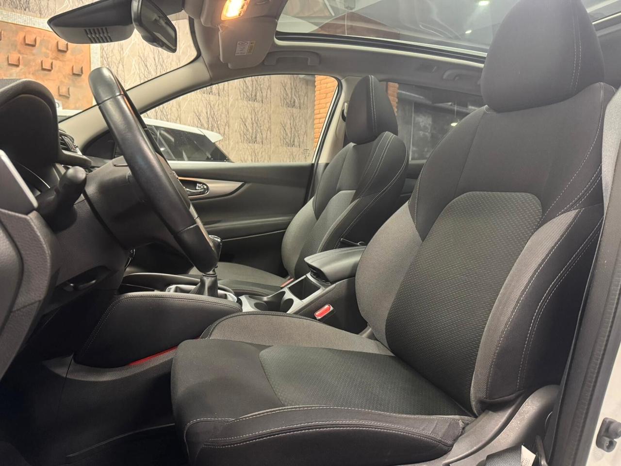 Nissan Qashqai 1.3 DIG-T 160 CV Tekna