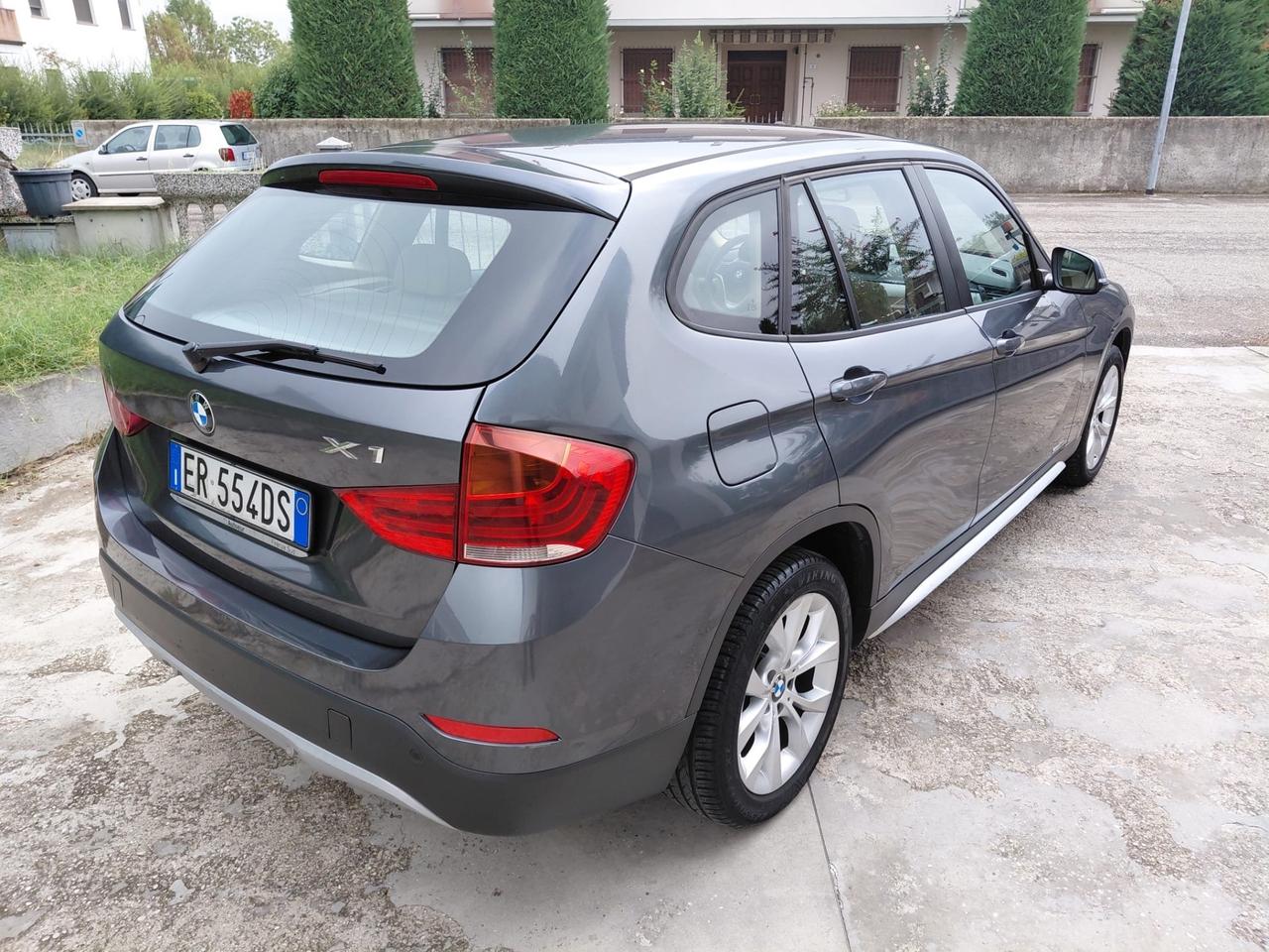 Bmw X1 sDrive Sport 2.0 DIESEL AUTOMATICA 2013