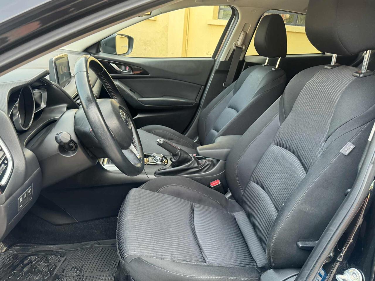 Mazda 3 1.5 Diesel Skyactiv-D Exceed EURO6B