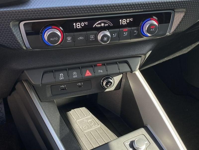 Audi A1 citycarver 1.0 TFSI 116CV S-Tronic 30