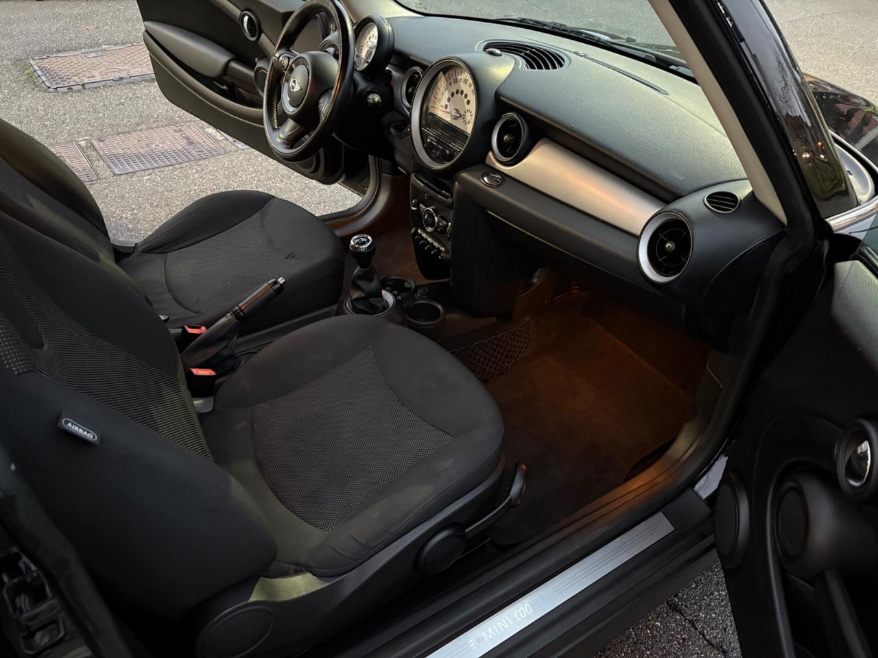 Mini Cooper Coupe 1.6 Coupé