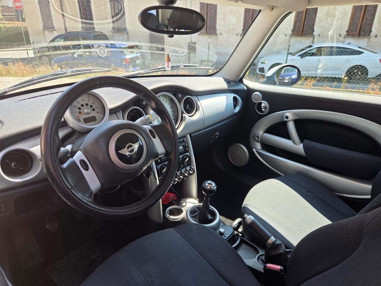 Mini 1.6 16V Cooper