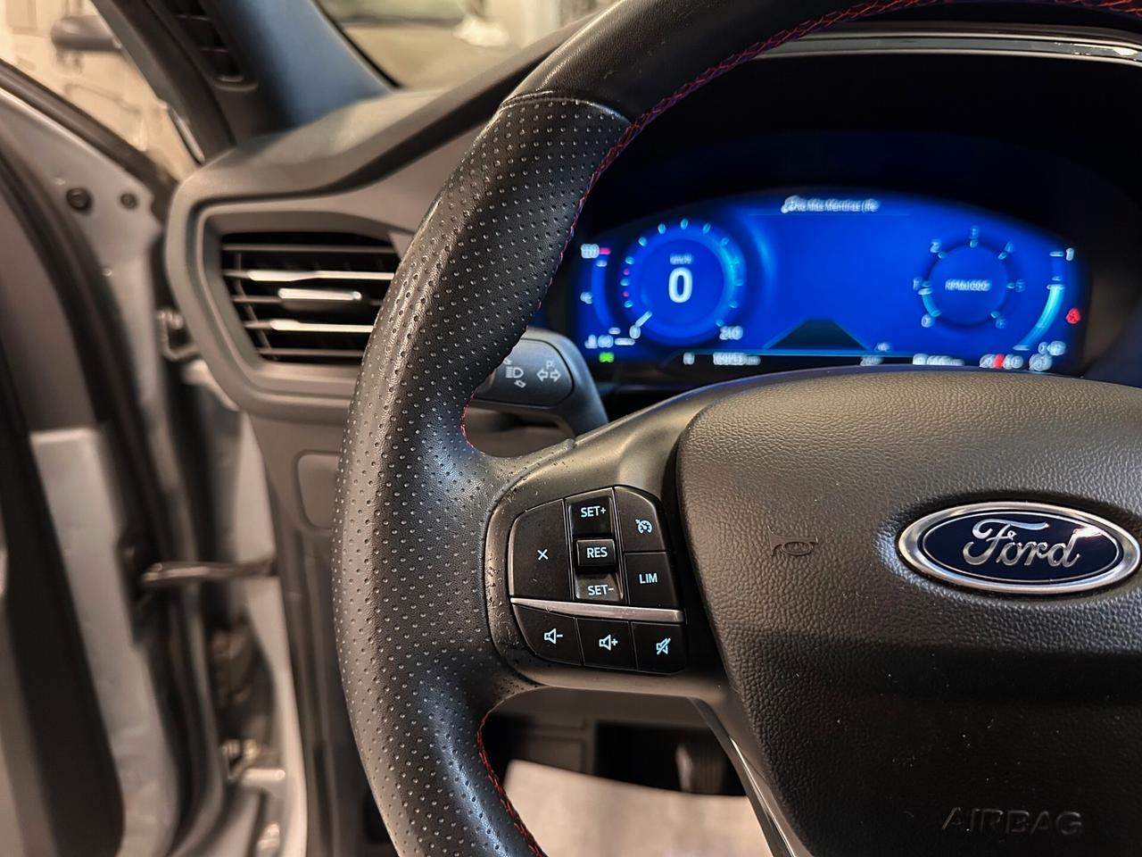 FORD KUGA 1.5 DIESEL ST LINE CAMBIO MANUALE