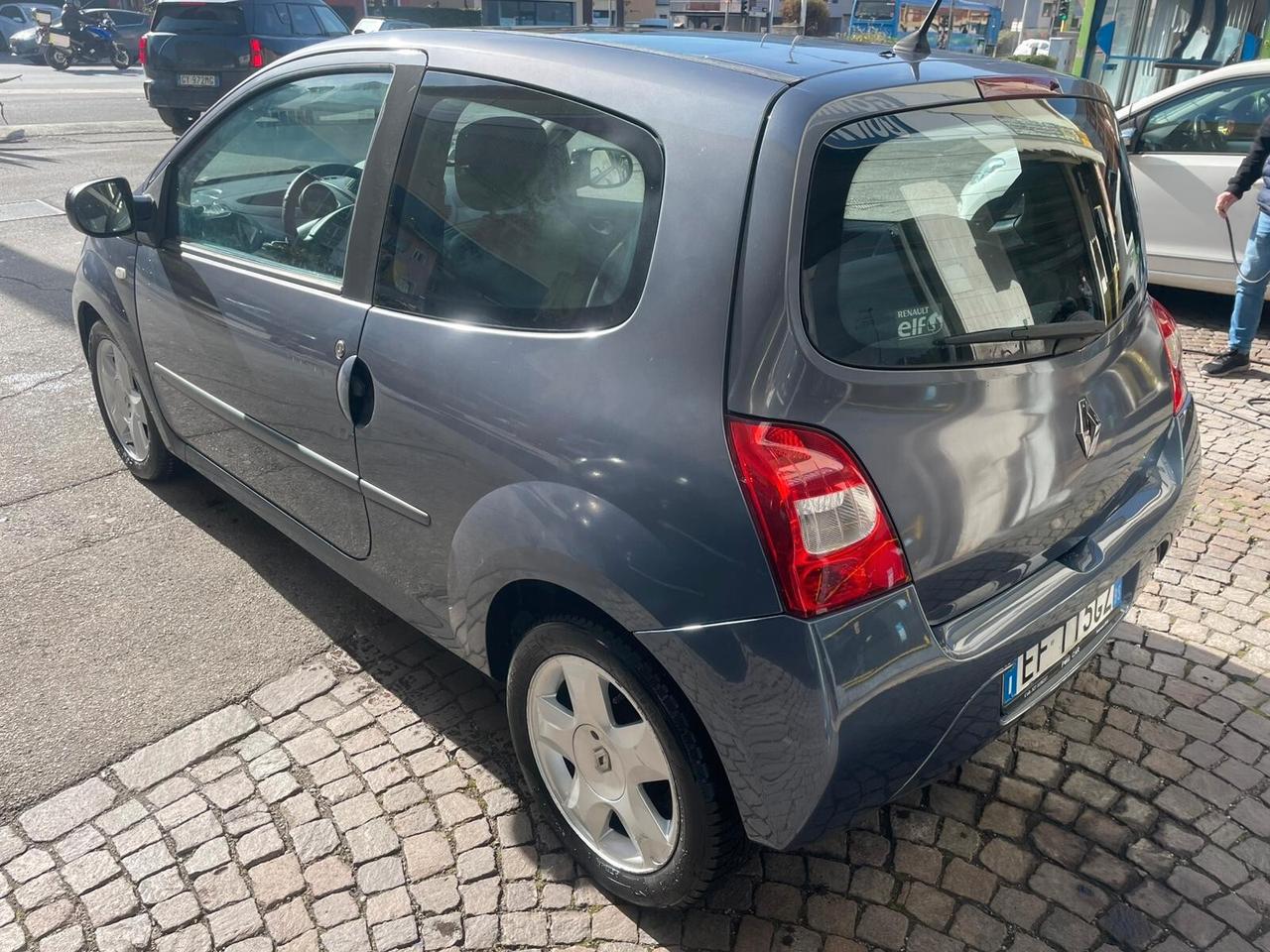 Renault Twingo 1.2 16V LEV SkyLight