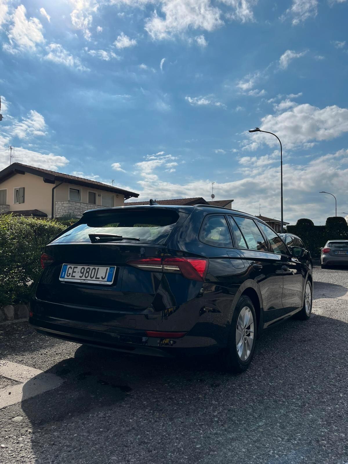Skoda Octavia 2.0 TDI EVO SCR 150 CV DSG Wagon Style