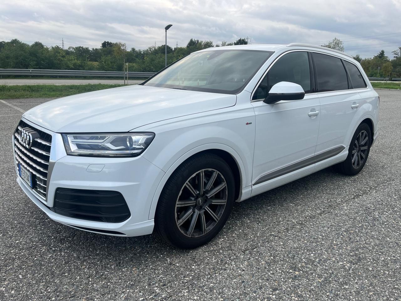 Audi Q7 3.0 TDI 272 CV quattro tiptronic Business Plus