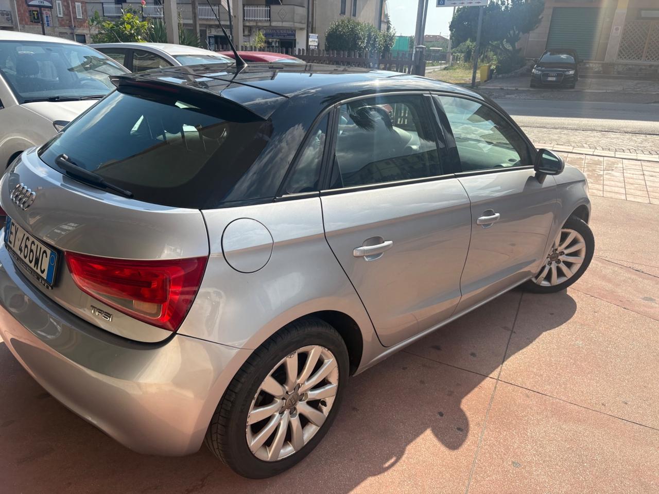 Audi A1 1.2 TFSI S line edition plus