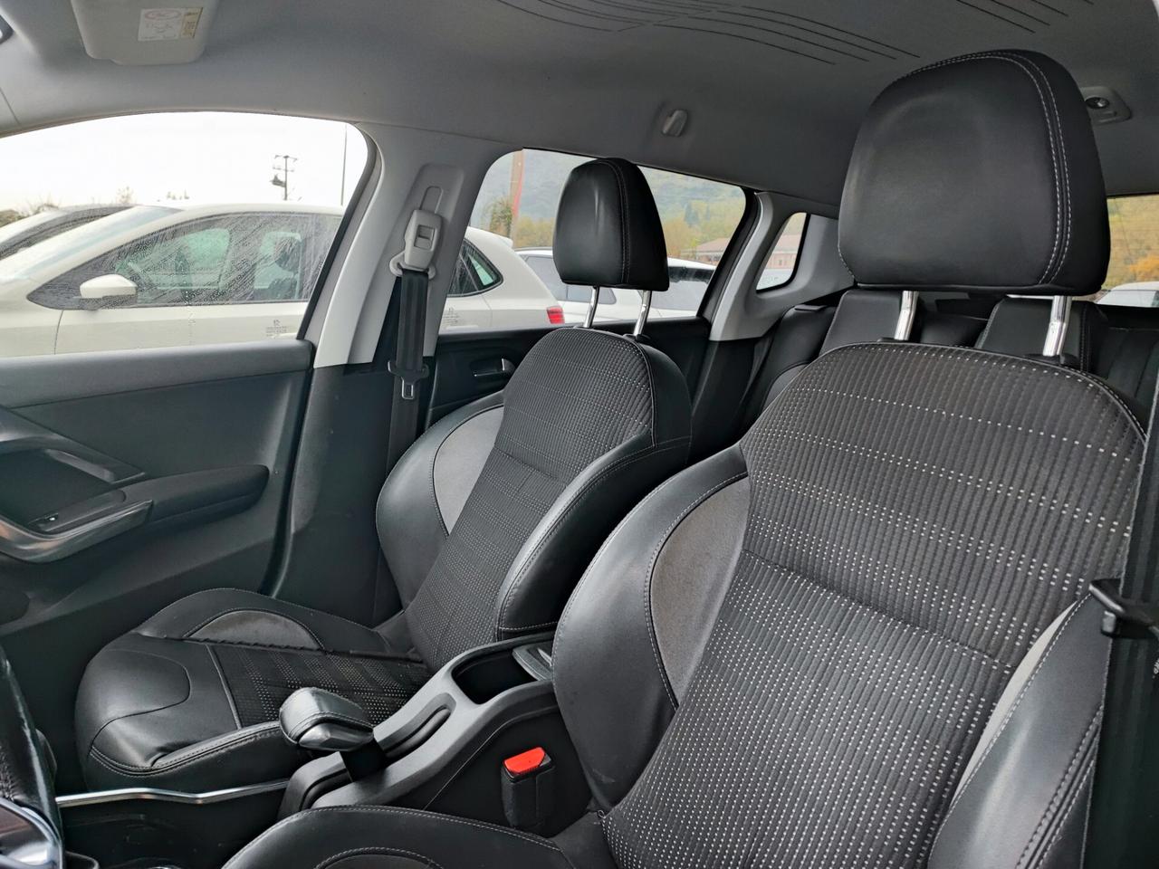 Peugeot 2008 1.6 e-HDi 92 CV Stop&Start Active