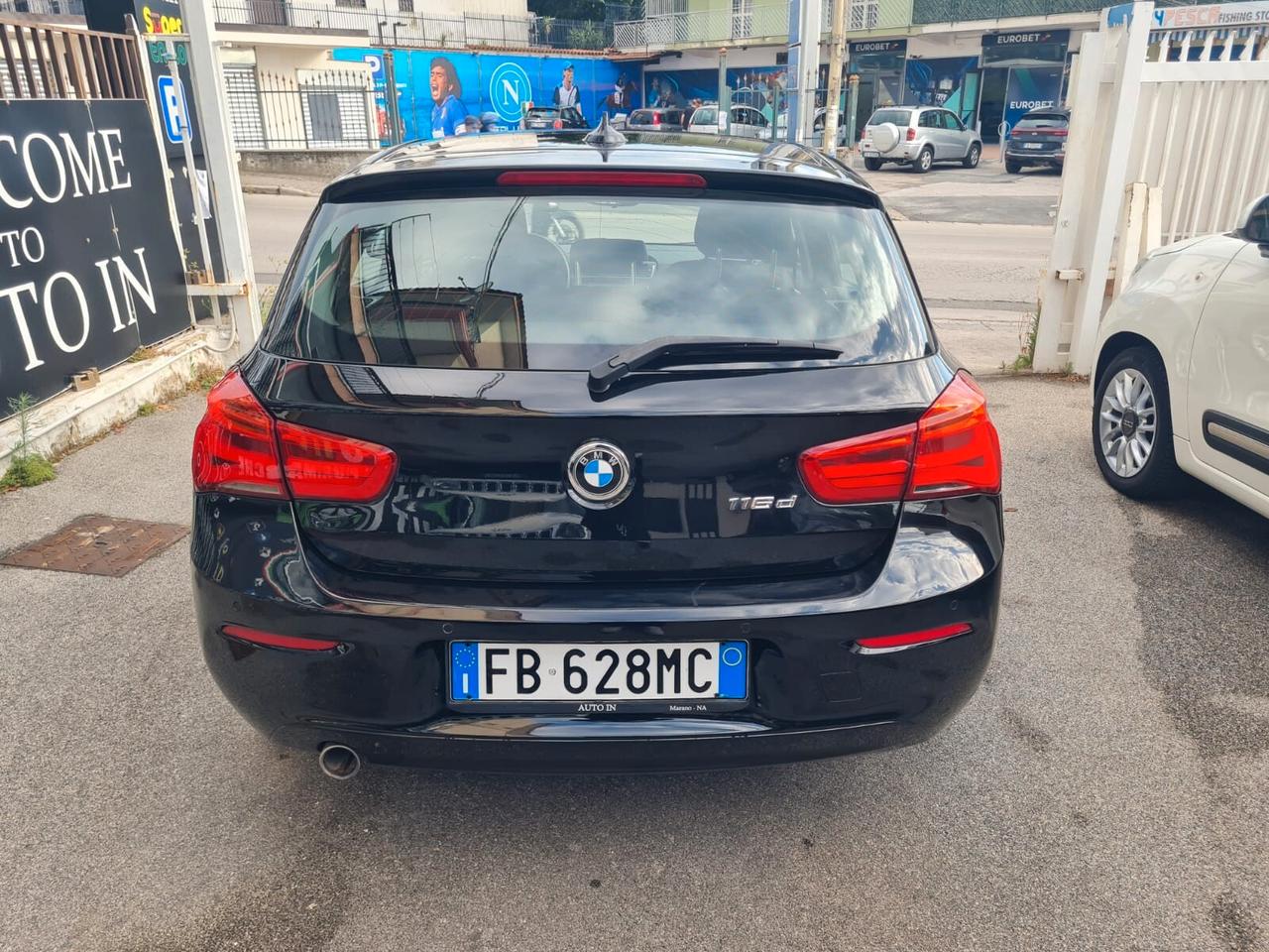 Bmw 116 116d 5p. Urban