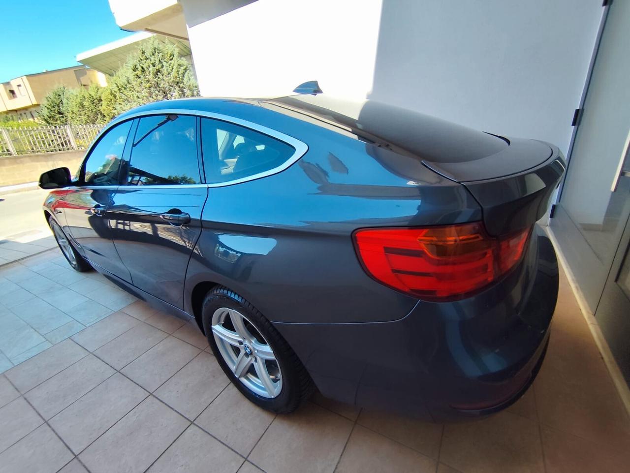 Bmw 318 GT TETTO PELLEAUTOMATICA