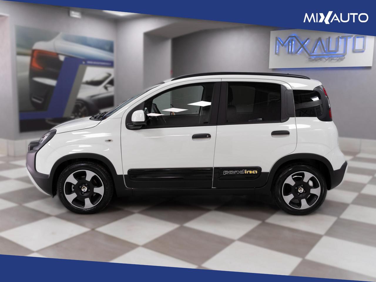 Fiat Panda Pandina Cross 1.0 Firefly Hybrid S&S 70CV