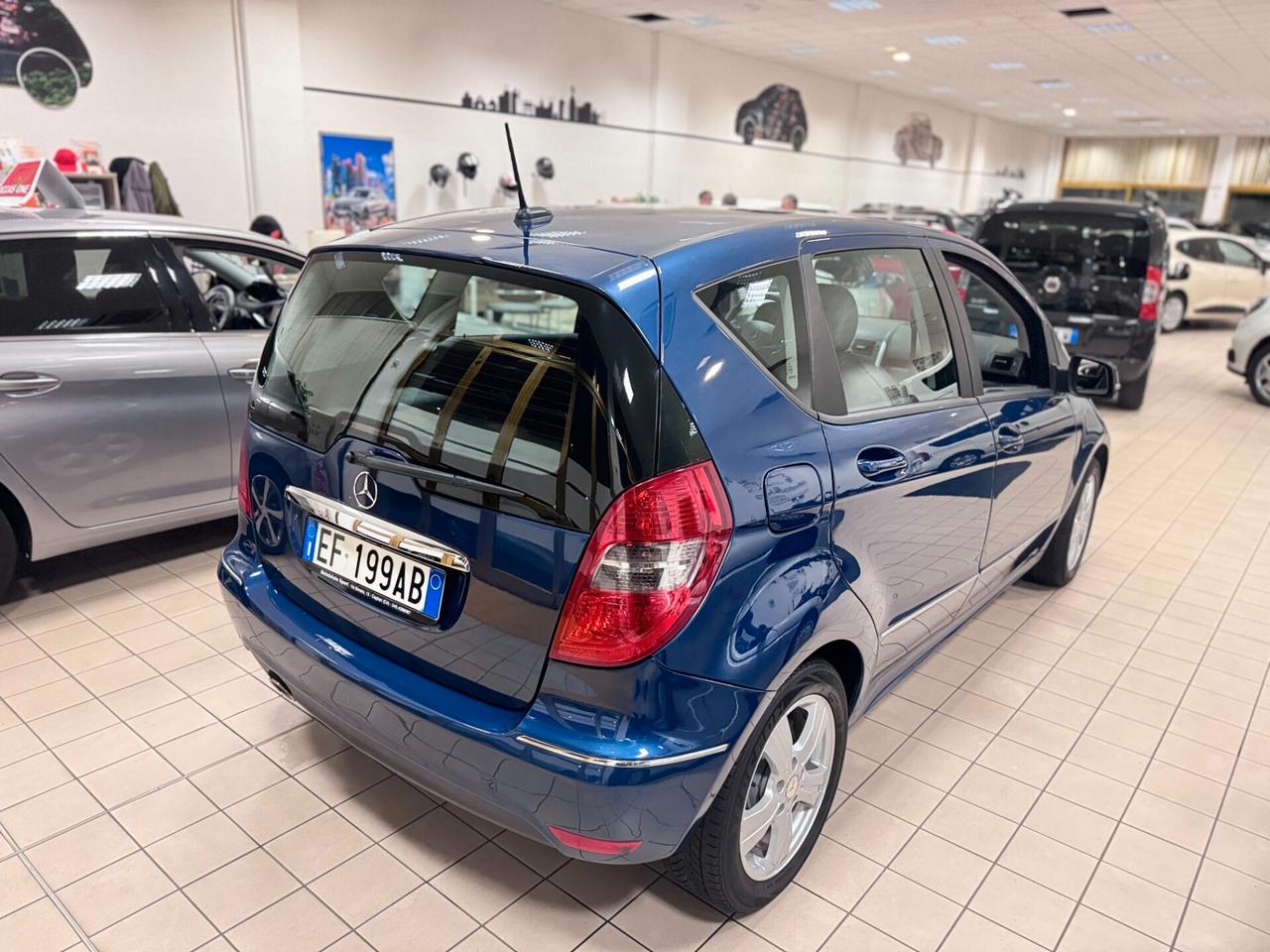 Mercedes-benz A 160 BlueEFFICIENCY Elegance
