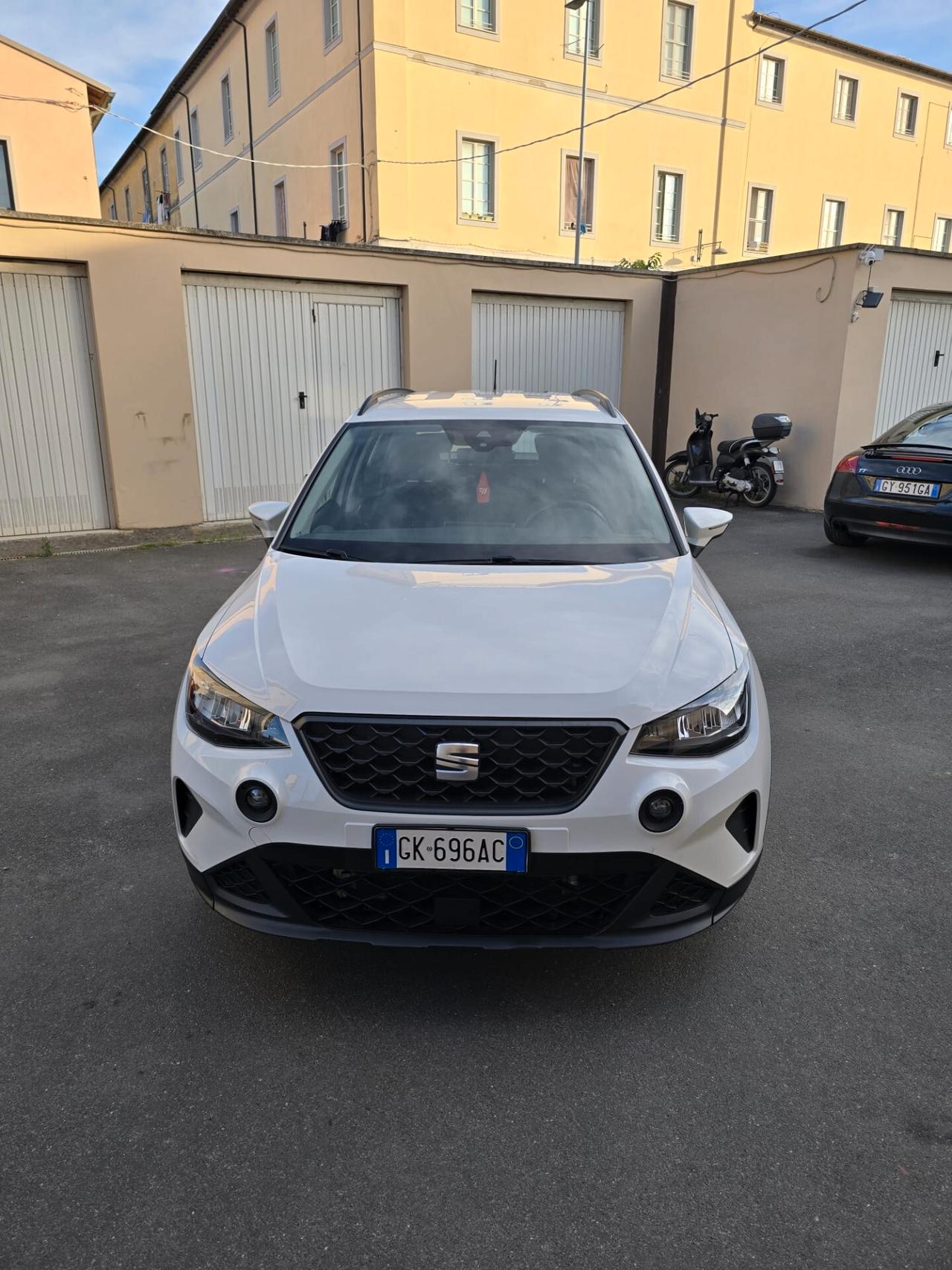 Seat Arona 1.0 TGI FR metano perfetta garanzia ancora casa madre