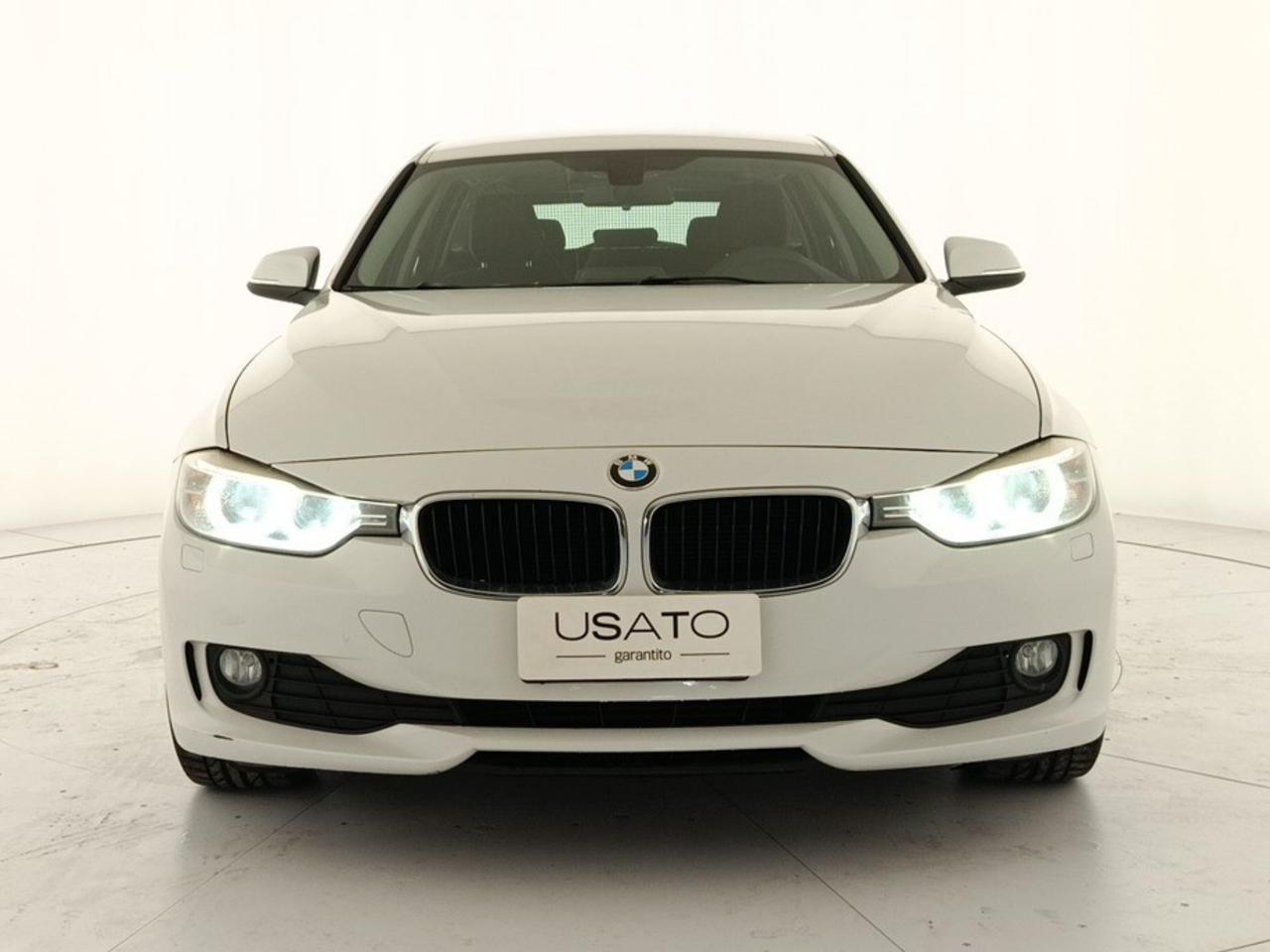 BMW Serie 3 (F30/31) - 320d Touring Business aut.