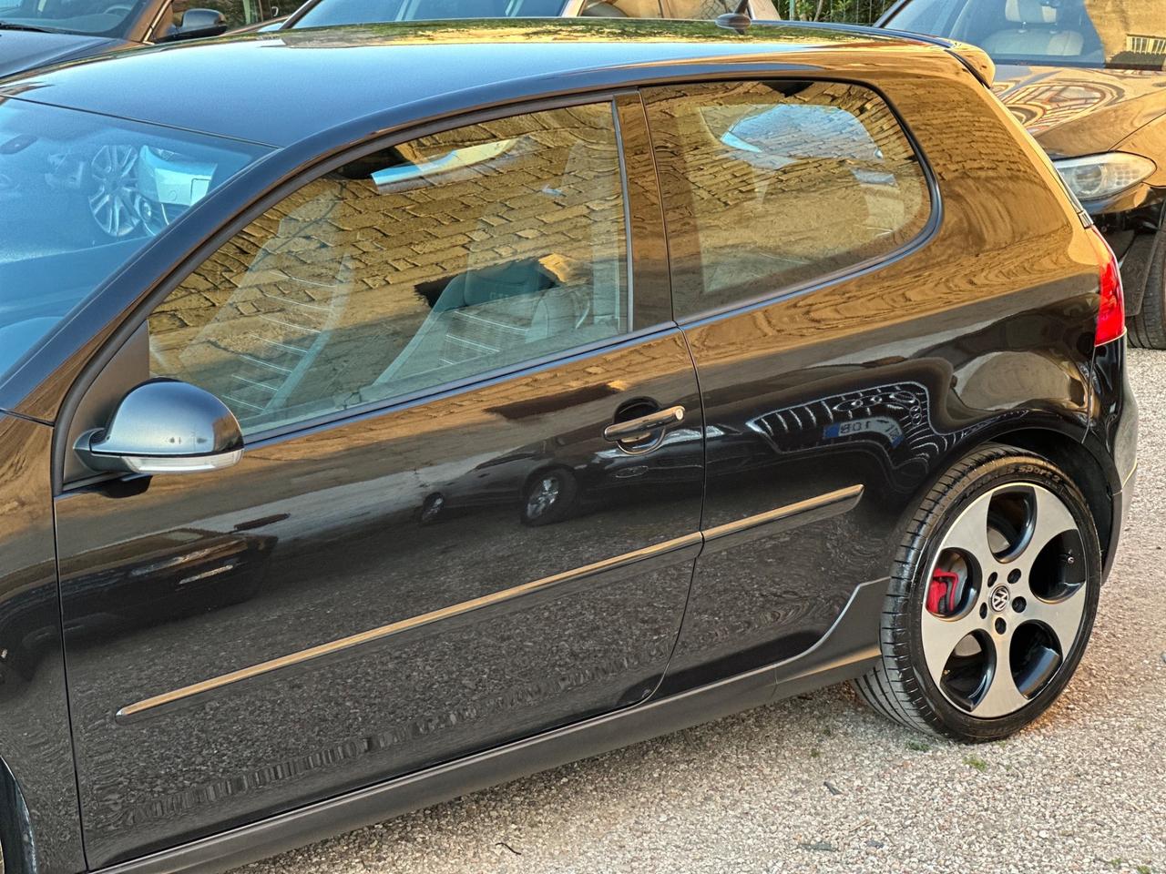 Golf GTI 2.0 16V TFSI 200cv DSG 3p. 2005