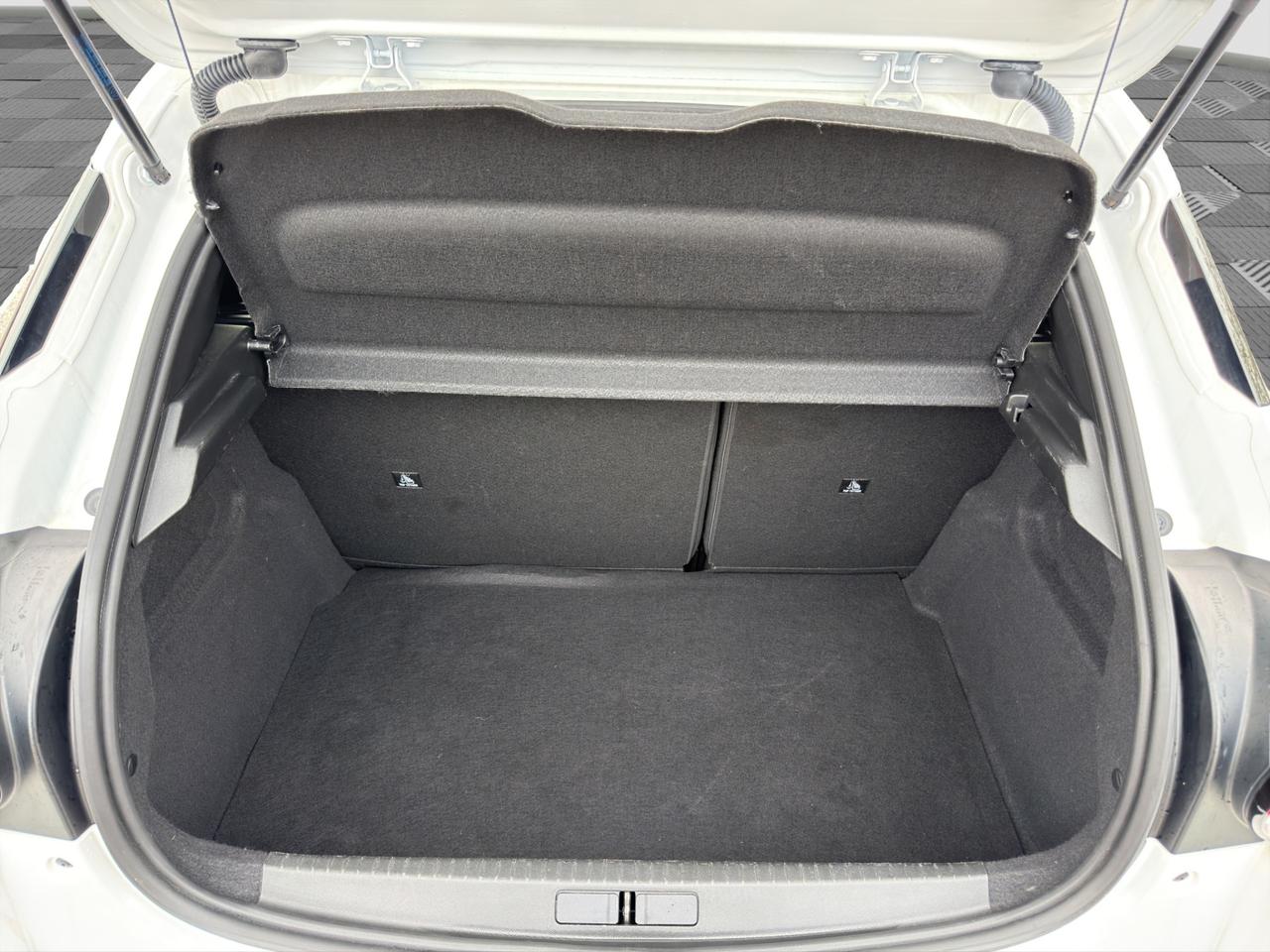 LANCIA Ypsilon 4° serie Ypsilon Hybrid e-DCT LX