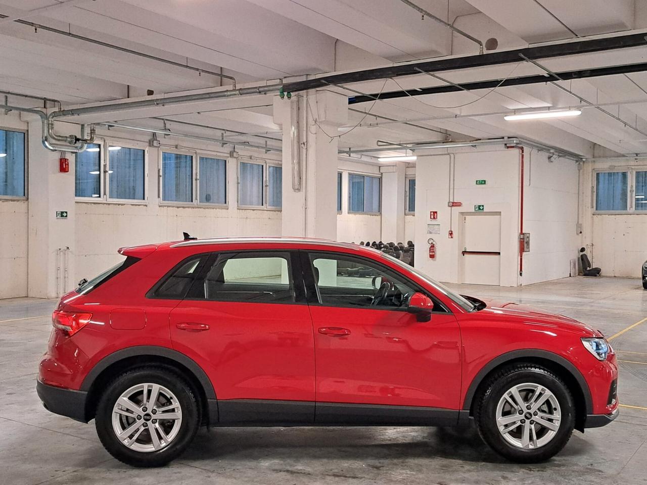 Audi Q3 35 1500 TFSI mhev 150CV Business S tronic