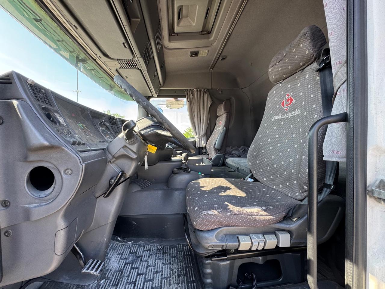 SCANIA 114L 380