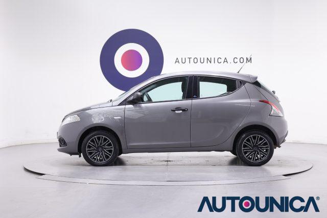 LANCIA Ypsilon 1.2 69 CV 5 PORTE GPL ECOCHIC ELEFANTINO BLU