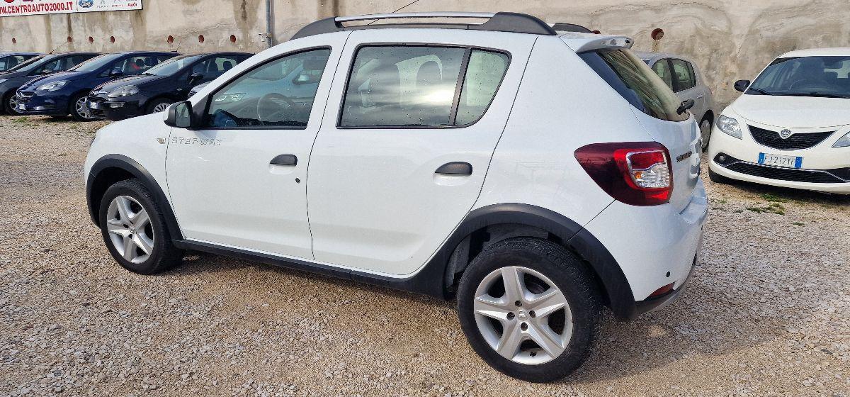 DACIA Sandero 0.9 TCe T-GPL 90 CV S&S Lauréate