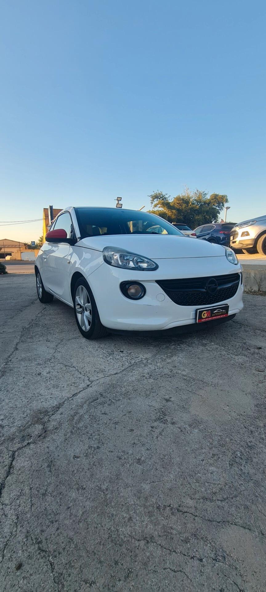 Opel Adam 1.4 87 CV GPL 2015 142.000 km