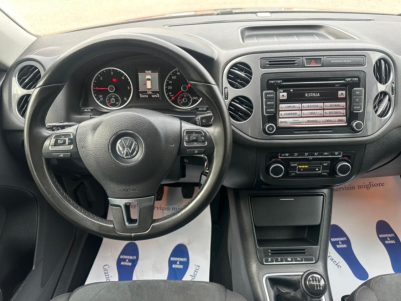 Volkswagen Tiguan 2.0 TDI Plus 110 CV Sport & Style BlueMotion Tech. TETTO APRIBILE E TUTTI TAGLIANDI VW