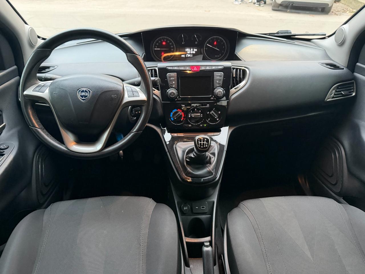 Lancia Ypsilon 1.0 FireFly 5 porte S&S Hybrid Ecochic Gold