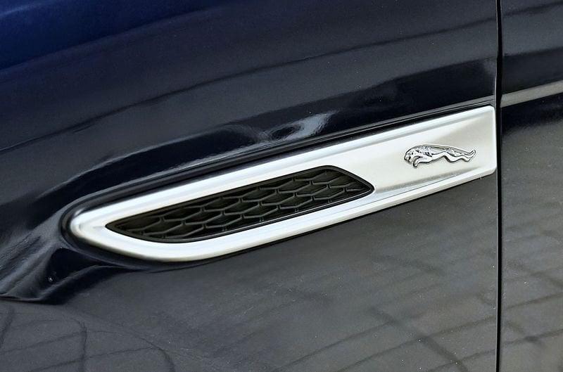 Jaguar F-Pace F-Pace 2.0 D 163 CV AWD aut. R-Dynamic S