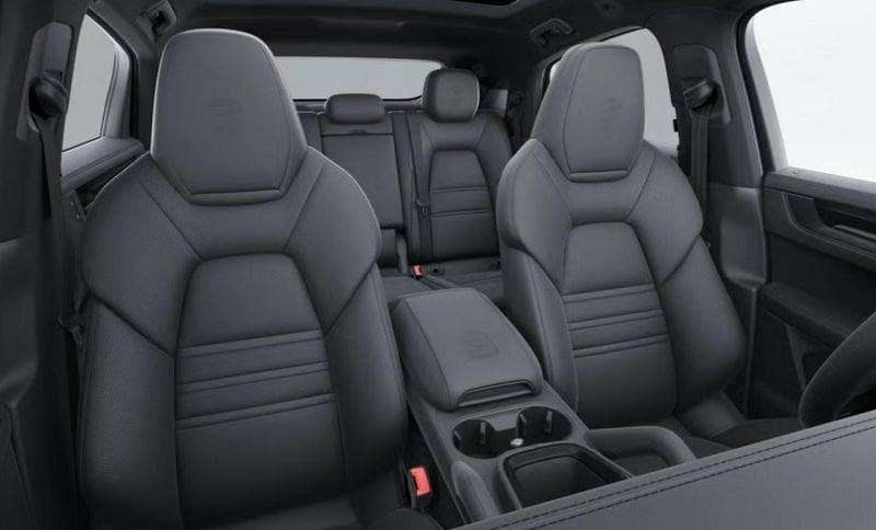 Porsche Cayenne Coupè 3.0 V6 E-Hybrid Coupé Black Edit. - IVA Esposta