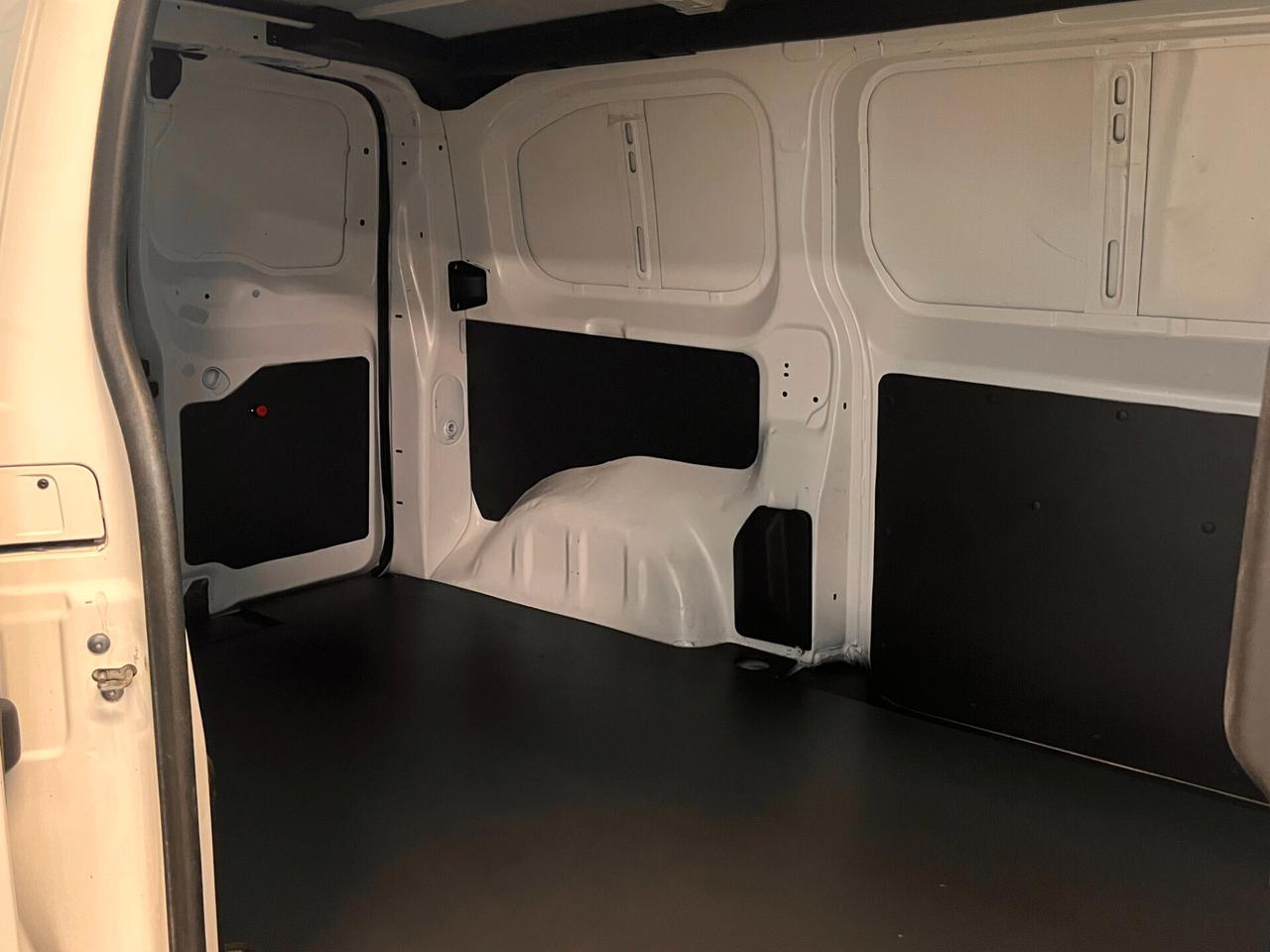 Opel Vivaro 1.5 Diesel 120CV S&S PC-TN S Furgone Enjoy