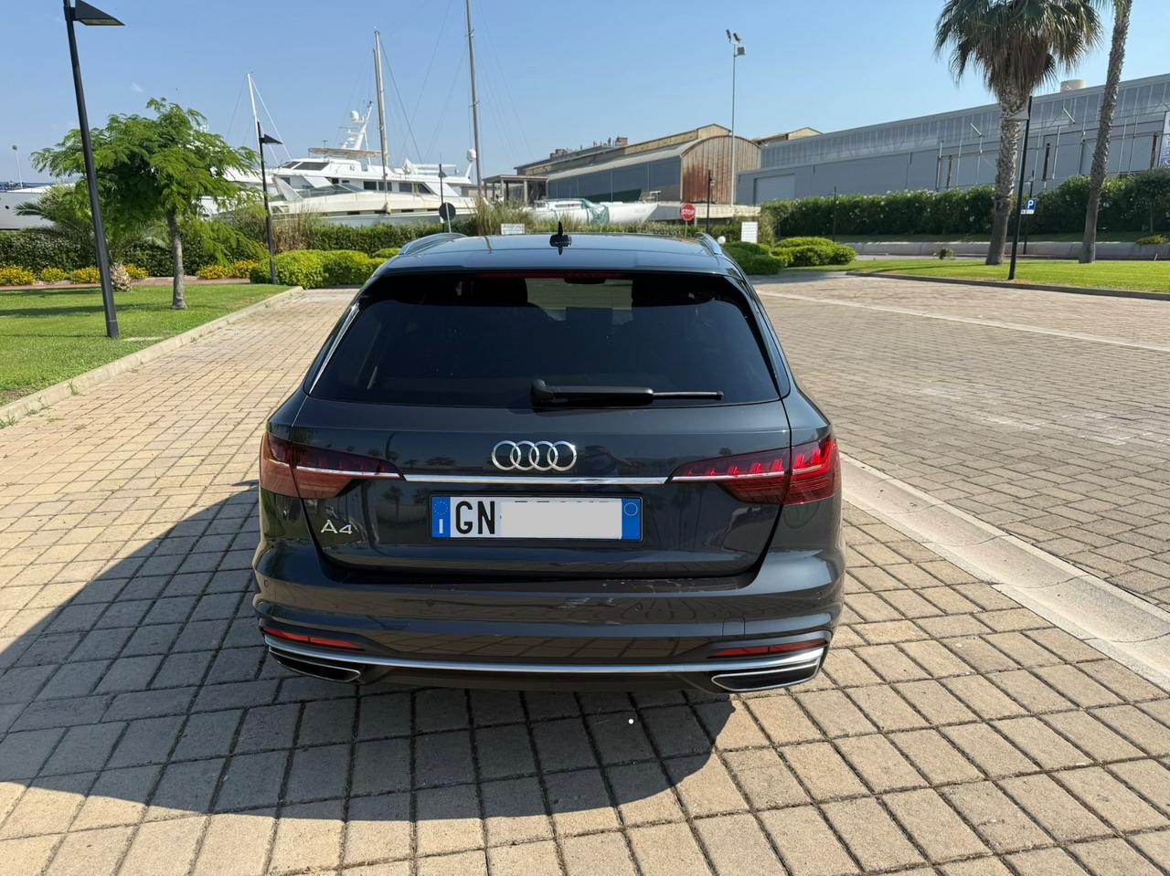 Audi A4 Avant 35 TDI/163 CV - MATRIX - COCKPIT
