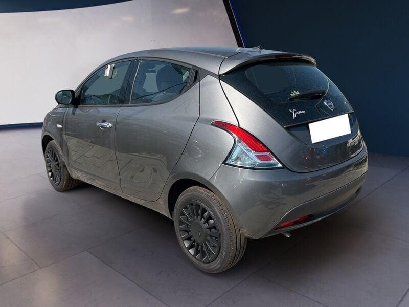 Lancia Ypsilon III 2021 1.0 firefly hybrid Gold s&s 70cv