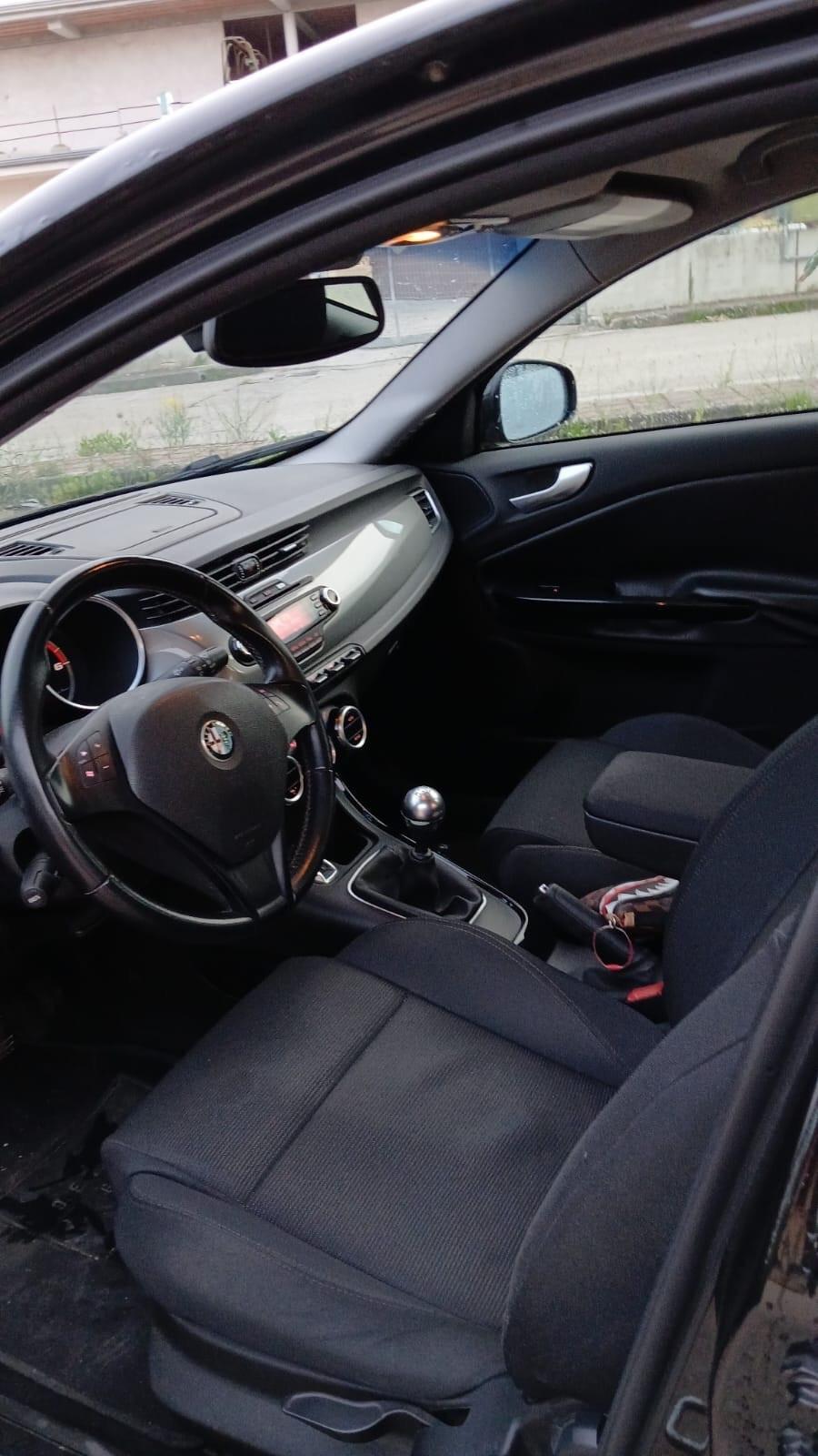 Alfa Romeo Giulietta 1.6 JTDm-2 105 CV Progression