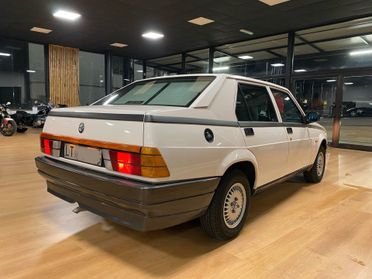 Alfa Romeo 75 1.6