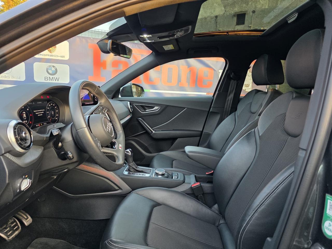 AUDI Q2 3X S-LINE BLACK EDITION